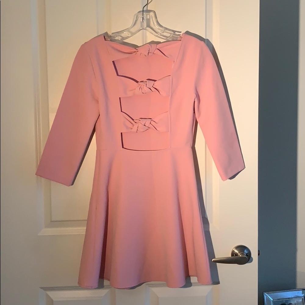 pink dress